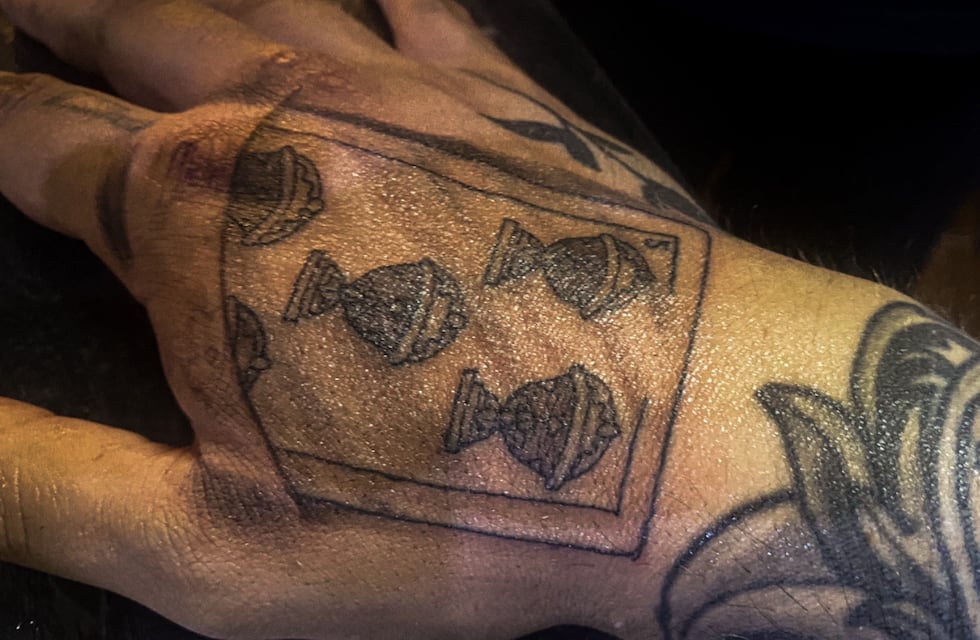 Furor por tatuarse: ¿Cuáles son los tatuajes más pedidos en San Luis tras el Mundial de Qatar?