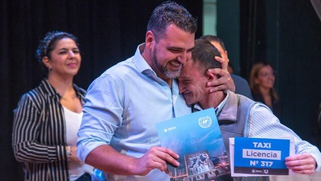Ushuaia: entregaron 37 licencias de taxis a nuevos adjudicatarios