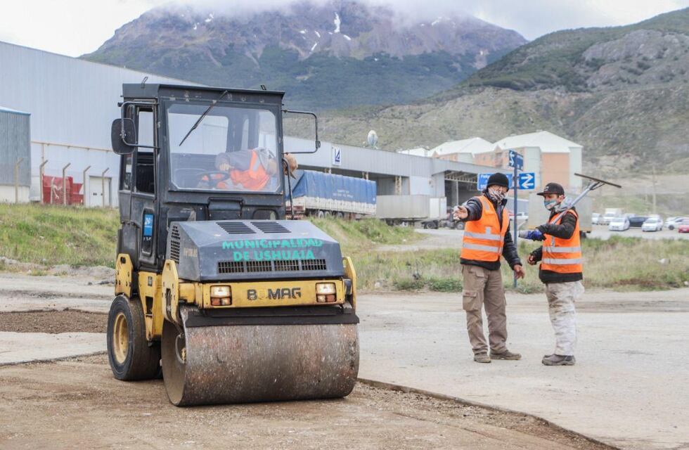 Ushuaia: se efectuaron trabajos de reparación en los accesos al barrio 640 Viviendas