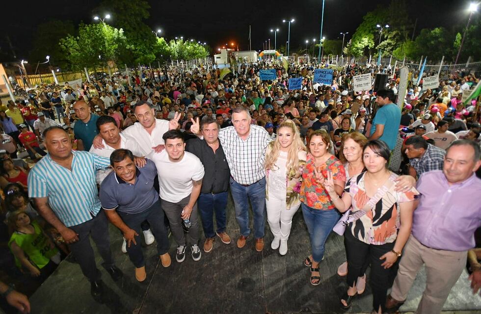 Jaldo inauguró obras de pavimentación en Lules