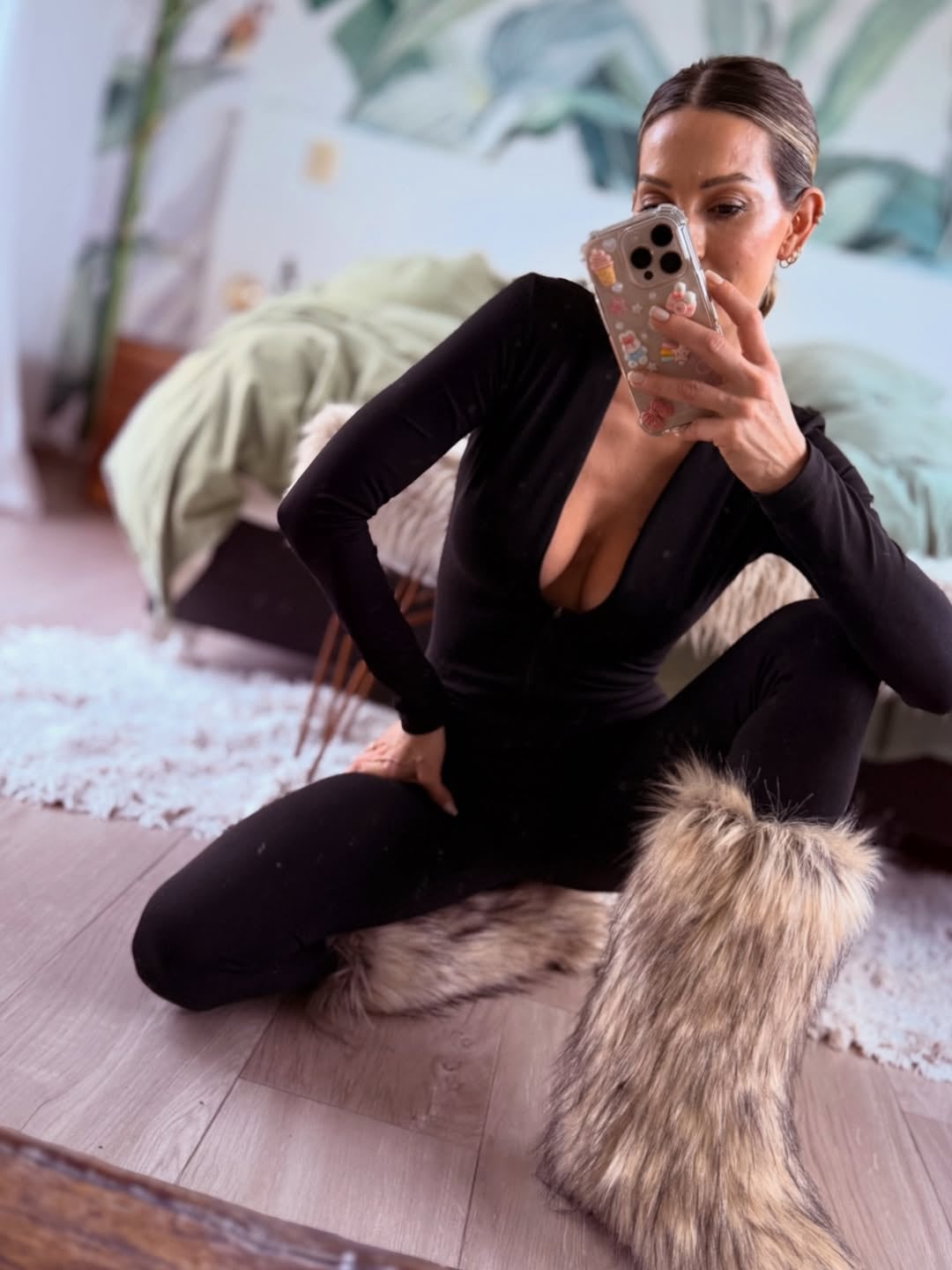 Noelia Marzol encandiló a sus seguidores con un mono negro