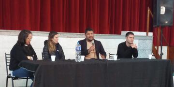 Se firmaron convenios entre la Oficina de Empleo Municipal de Pérez y las empresas locales