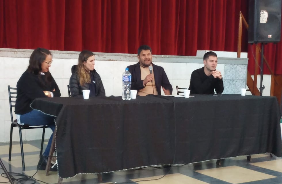 Se firmaron convenios entre la Oficina de Empleo Municipal de Pérez y las empresas locales