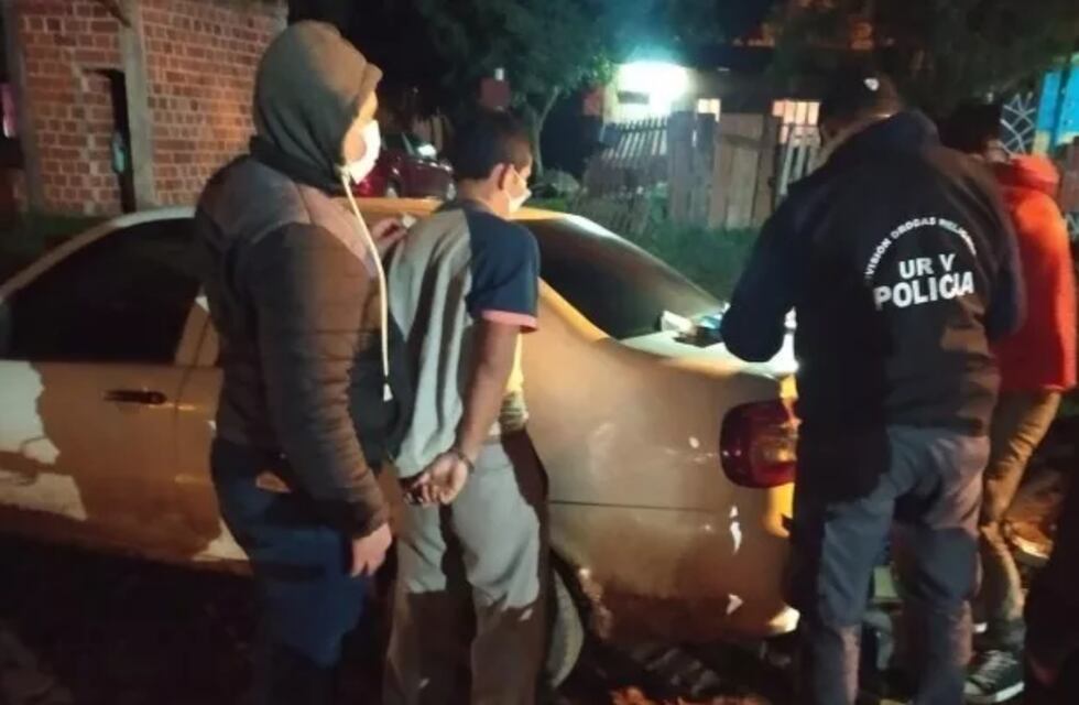 Iguazú: detienen a un hombre que tenía cuatro papeles de pedra encima