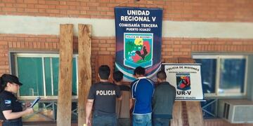 Puerto Iguazú: tres detenidos y varios objetos robados recuperados.