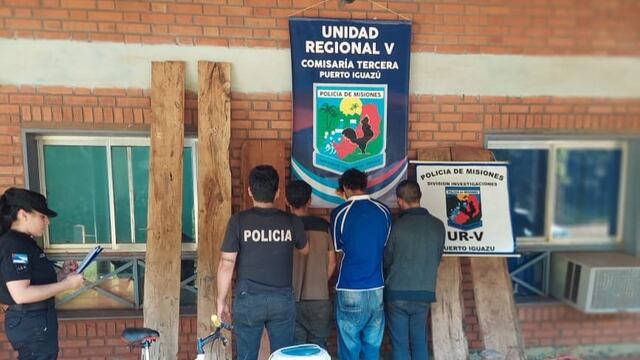 Puerto Iguazú: tres detenidos y varios objetos robados recuperados.