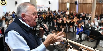 Reafirmó el congreso partidario según el gobernador Jaldo