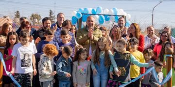 Matías Stevanato inauguró un nuevo playón deportivo en Maipú