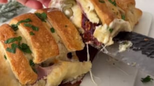 Cómo hacer un exquisito pan relleno con solo 8 ingredientes: la receta fácil y rápida para disfrutar en estas Fiestas