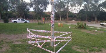 En barrio El Chingolo, el niño habría estado descalzo cuando tocó el poste.