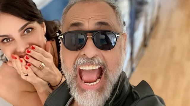Jorge Rial y Romina Pereiro enfrentan rumores de ruptura.
