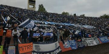 Talleres recibirá el aliento de su hinchada en Mendoza para el duelo de los 16 avos de Copa Argentina contra River. / Orlando Pelichotti.
