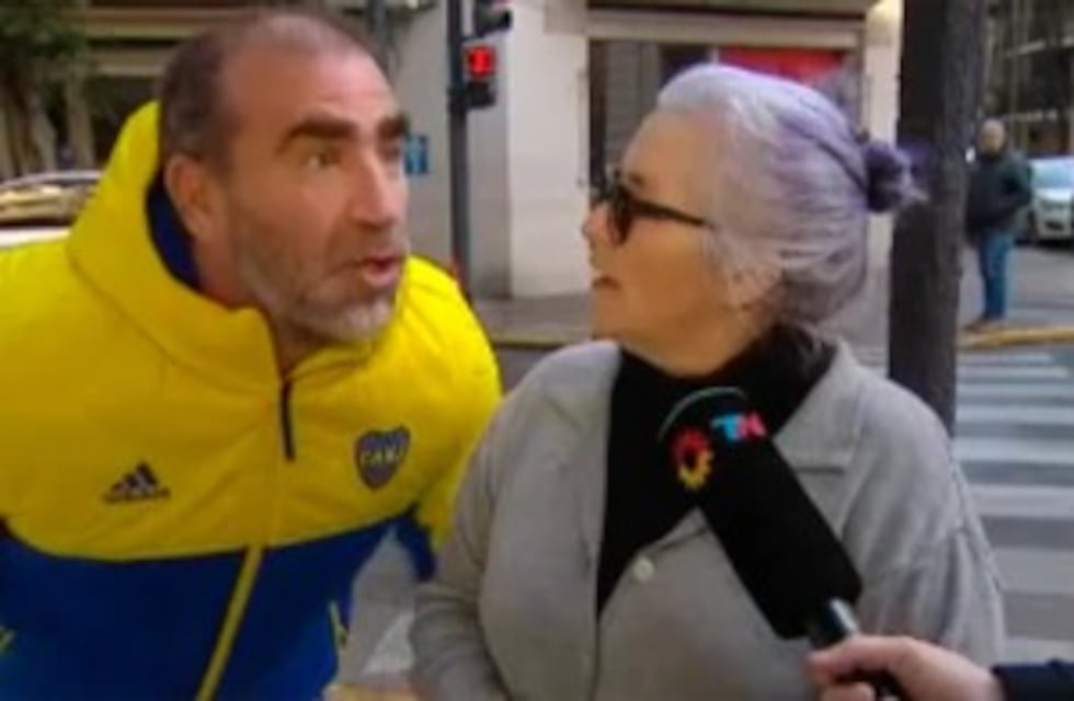 Un militante K increpó a la vecina de Cristina Kirchner mientras hacía una nota en vivo: “Gorilas”