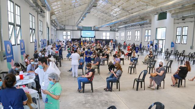 La provincia de Santa Fe sumó este miércoles 2.301 casos de coronavirus y 24 muertes.