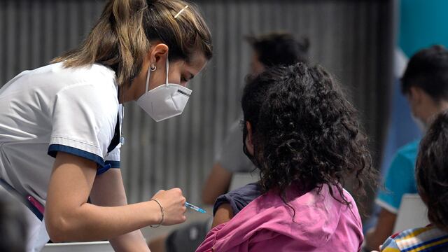 El Ministerio de Salud informó que hasta la fecha en Mendoza se registraron 166.324 casos positivos confirmados de Covid-19. Orlando Pelichotti/Los Andes