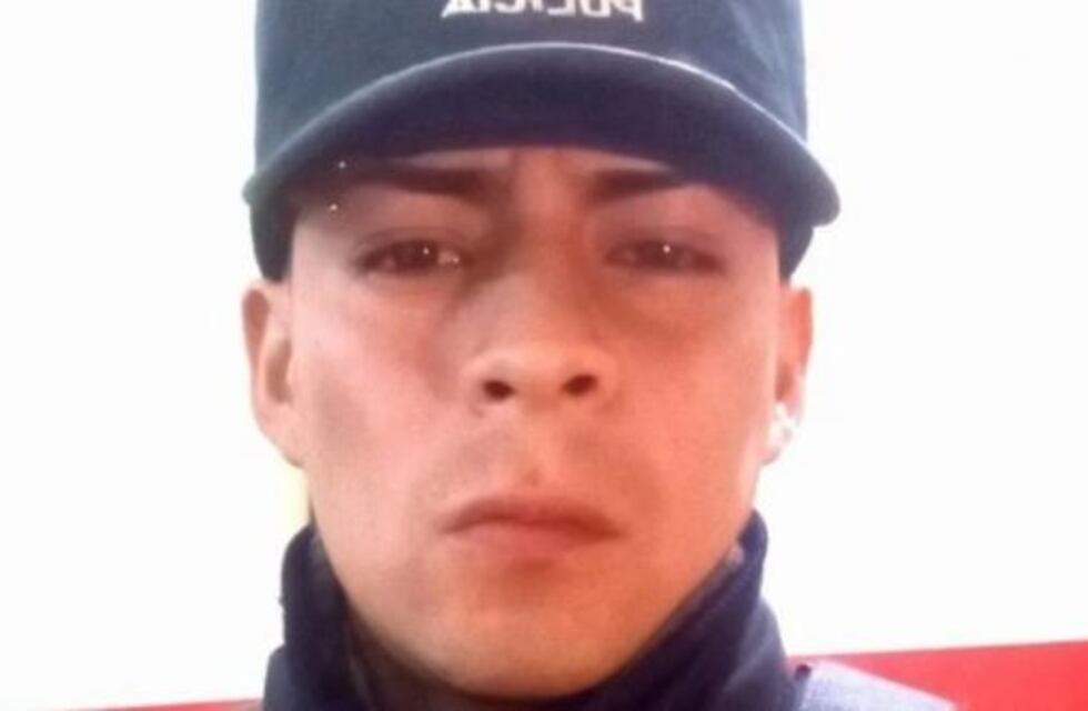 Un policía murió electrocutado en las vías del tren: terminó allí tras la paliza que le dio una patota