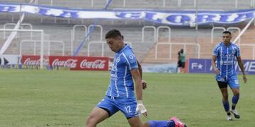 El volante del Tomba Gonzalo Abrego uno de los culpables del gran triunfo del Tomba ante Platense. Gentileza Prensa Godoy Cruz