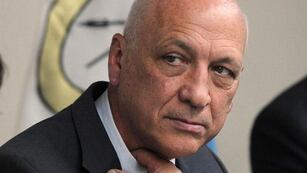 Antonio Bonfatti dijo que el Partido Socialista no votará a Milei