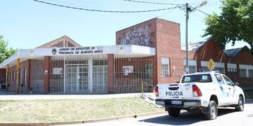 Padres de un jardín de infantes de El Jagüel intentaron linchar a dos maestros por presunto abuso de menores.