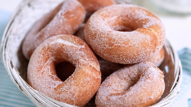 Cómo hacer 3 docenas de rosquitas dulces con un kilo de harina: receta fácil y económica.