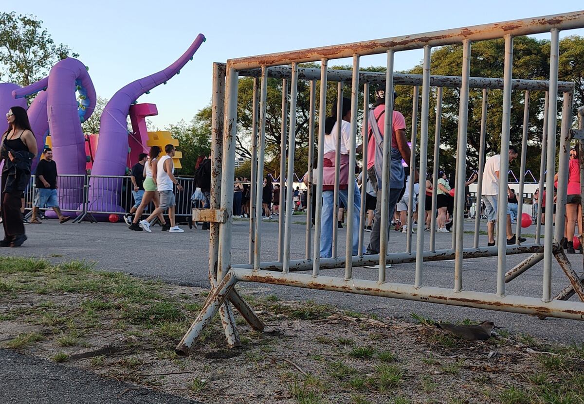 La imagen de un tero "vallado" en el Bum Bum. (Foto: Redacción Vía Córdoba)