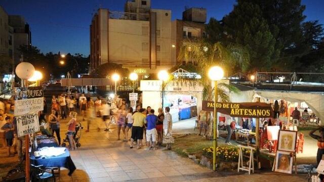 Paseo de los Artesanos en Villa Carlos Paz.