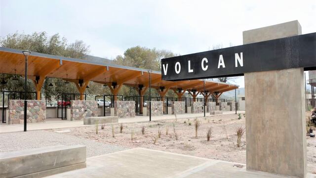 El tren turístico -eléctrico y recargable con energía solar-, recorrerá el tramo que va desde Volcán hasta Tilcara en una primera etapa y, con posterioridad, alcanzará las localidades de Huacalera y Humahuaca.