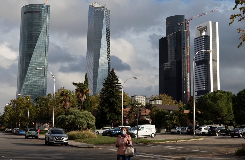 Madrid: el 9 de mayo se levantan el toque de queda y las medidas restrictivas en domicilios y bares