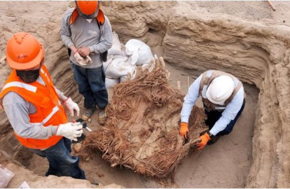 Perú: así fue el hallazgo de restos humanos mientras instalaban caños de gas