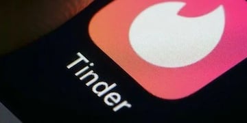 Fue a encontrarse con su “cita de Tinder” y lo esperaba su esposa: la reacción quedó grabada.