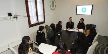Entregaron las Becas Coronel Rosales a estudiantes del distrito