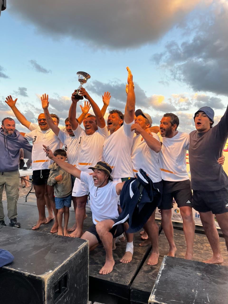 Los Cardos de Tandil es el flamante Campeón del Seven Playero de Claromecó