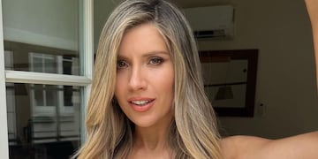 Laurita Fernández les dijo adiós al Caribe con un pareo con transparencias y una microibikini canchera.
