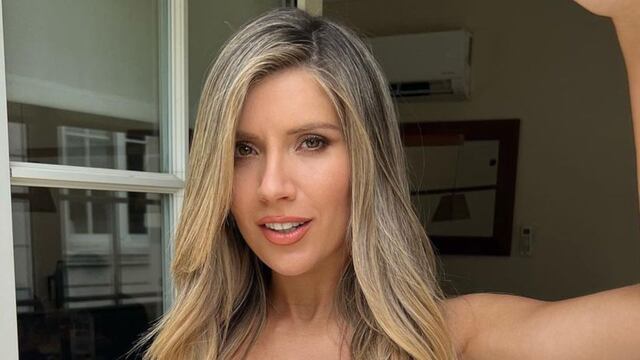 Laurita Fernández se sumó a la moda de las microbikinis con un estilo asimétrico.