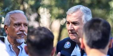 En su visita a Salta, Gerardo Morales estuvo acompañado por el exgobernador justicialista y actual senador nacional por esa provincia Juan Carlos Romero.