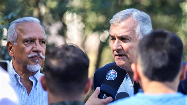 En su visita a Salta, Gerardo Morales estuvo acompañado por el exgobernador justicialista y actual senador nacional por esa provincia Juan Carlos Romero.