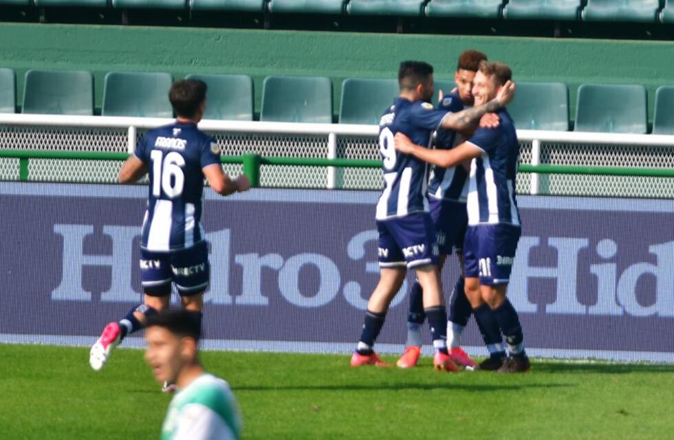 En Buenos Aires, Talleres le ganó a Banfield y logró su primer triunfo de visitante