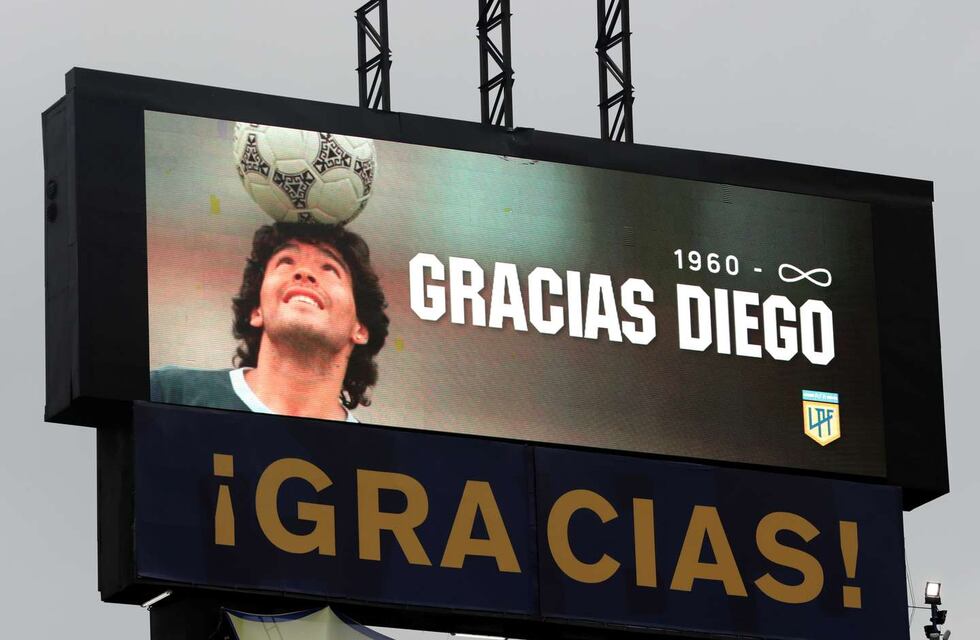 Cumpleaños de Diego Maradona: los detalles de los homenajes en las canchas del fútbol argentino