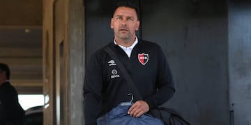 El entrenador rojinegro asumió en junio y obtuvo cuatro victorias en la Liga Profesional de Fútbol.