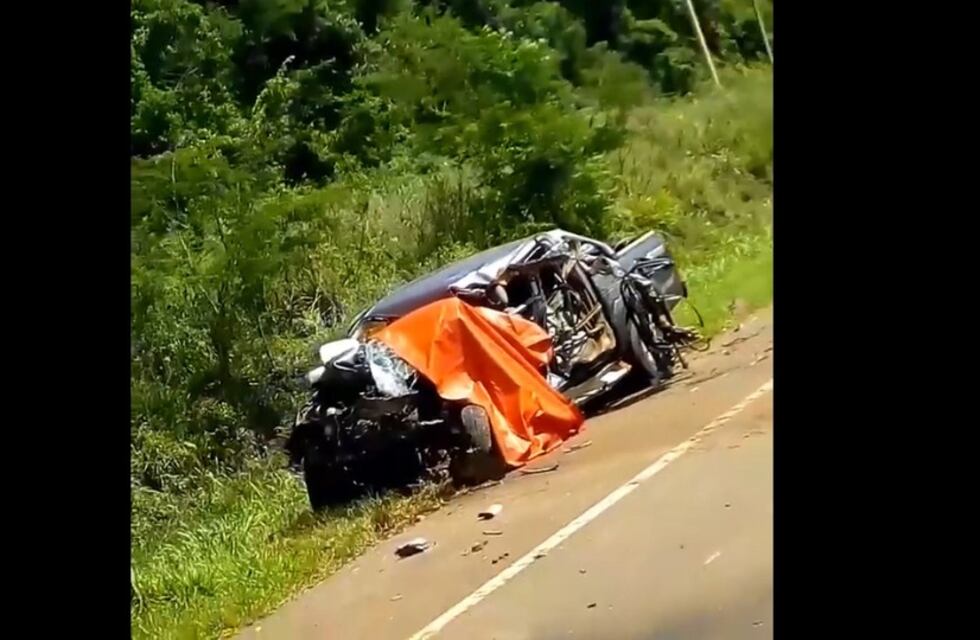 Alem: un joven falleció tras el choque entre una camioneta y un camión