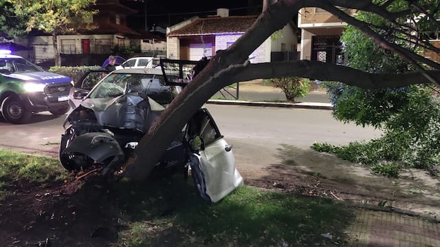 Dos personas debieron ser hospitalizadas tras el accidente de tránsito