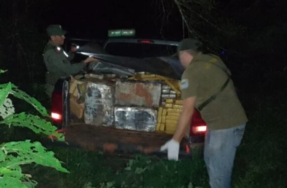 Secuestran millonario contrabando de marihuana en Caraguatay