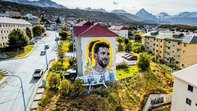Messi fue homenajeado en el Encuentro de Muralistas de Ushuaia