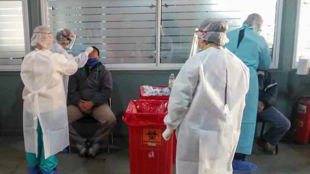 La cantidad de hisopados disminuyó en los últimos días / SI San Juan