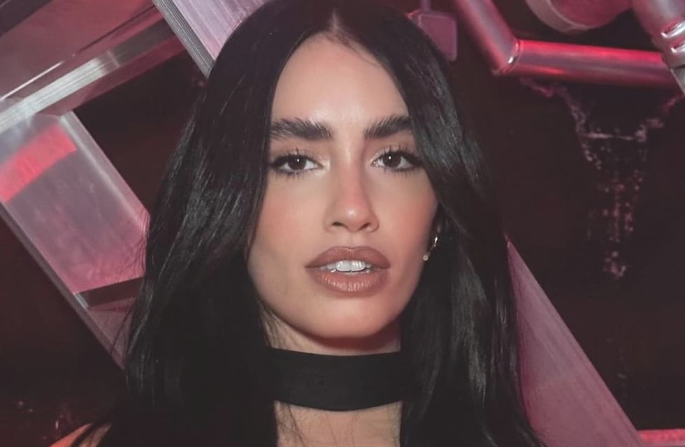 Repleto de transparencias: Lali Espósito apostó por un look total black