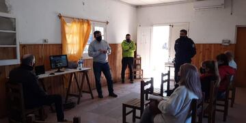Capacitaciones para los vecinos de Coronel Rosales