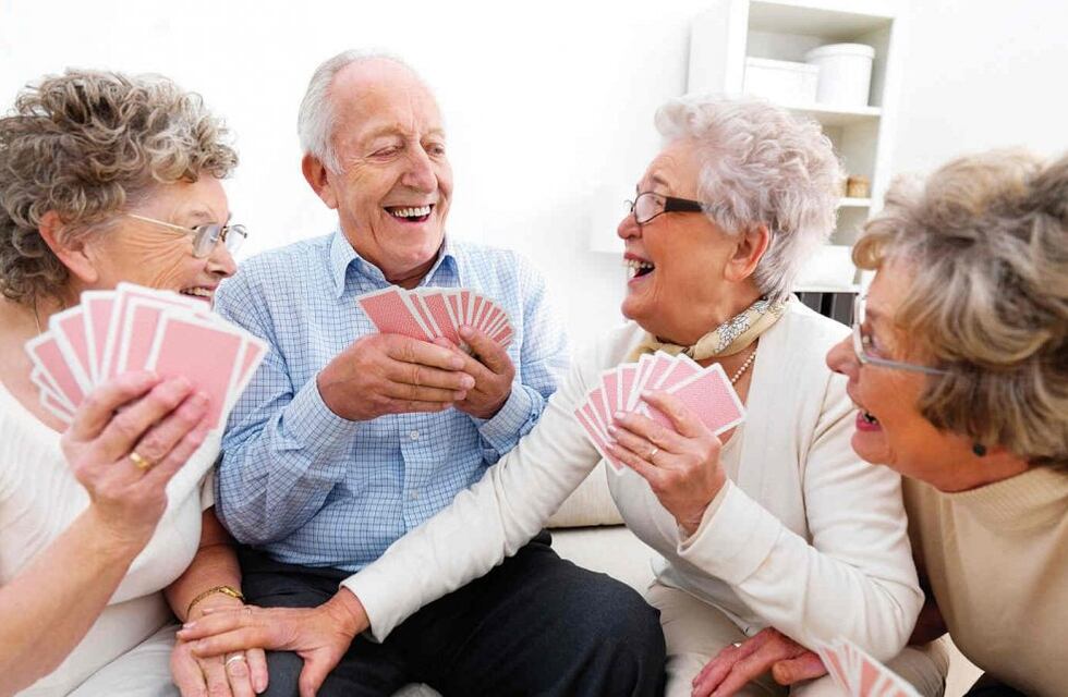 Horóscopo: 3 signos que no paran de hablar en todo el día