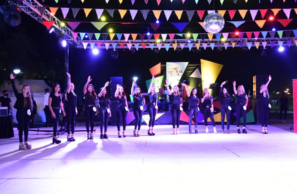 Artistas locales se lucen con su música en las Vendimias Distritales de Las Heras