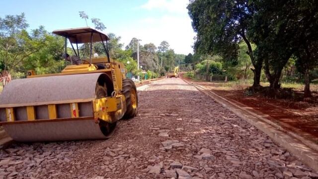 Avanzan las obras de asfaltado en el acceso norte a Tobuna.