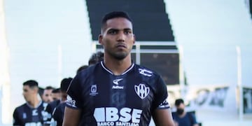 Alejandro Maciel, oriundo de Eldorado debutó en primera con Central Córdoba